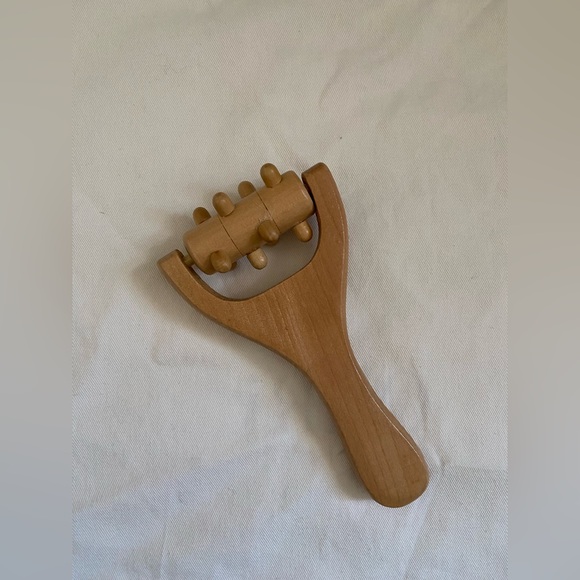 ANTHROPOLOGIE WOODEN JAW MASSAGER ROLLER MASSAGER - Picture 7 of 7